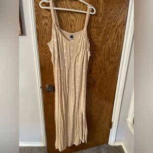 Women’s polkadot dress